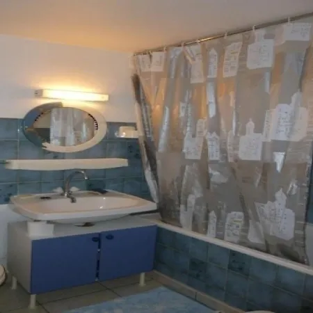 Daire Des Thermes 17 - *